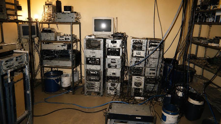 Une salle de serveurs